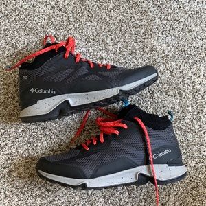 Columbia Hiking Boots (Women’s size 11)